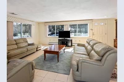 4 Athens St, Auburn, MA 01501 - Photo 14