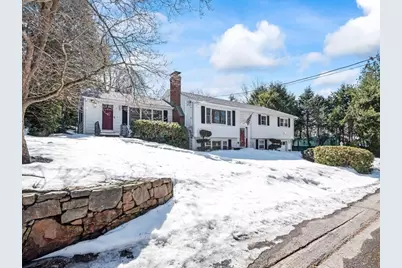 4 Athens St, Auburn, MA 01501 - Photo 1