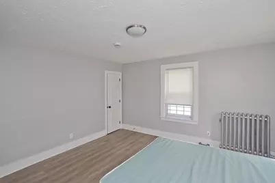 20 E School St, West Springfield, MA 01089 - Photo 16