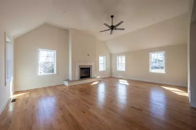 315 Mill St, Haverhill, MA 01830 - Photo 4