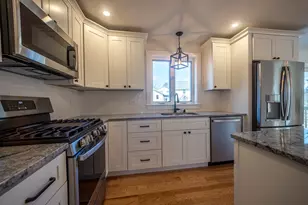 315 Mill St, Haverhill, MA 01830 - Photo 8