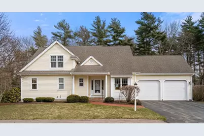 47 Holly Cir #47, Kingston, MA 02364 - Photo 2