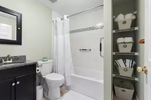 81 Merrimack Meadows Ln, Tewksbury, MA 01876 - Photo 18