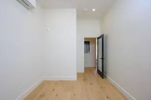 21 Tanglewood Rd, Boston, MA 02124 - Photo 22