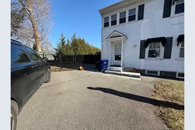 9 Hollis St #B, Milton, MA 02186 - Photo 2