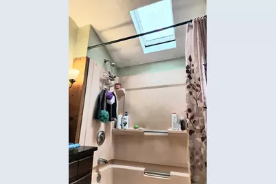 60 Circuit Ave S, Worcester, MA 01603 - Photo 26