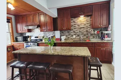 60 Circuit Ave S, Worcester, MA 01603 - Photo 8