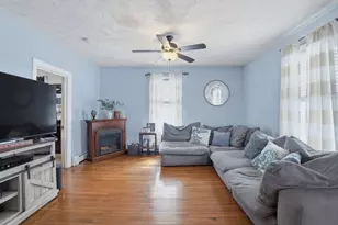 203 S Main St, Acushnet, MA 02743 - Photo 6