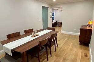 1 Linden St, Woburn, MA 01801 - Photo 8