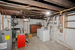177 Marion St, Chicopee, MA 01013 - Photo 30