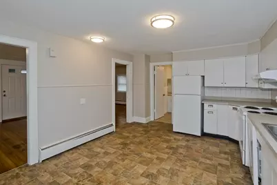 177 Marion St, Chicopee, MA 01013 - Photo 10