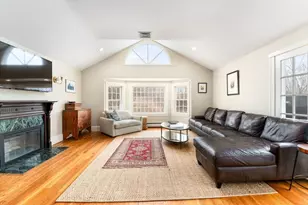 8 Washington St, Sherborn, MA 01770 - Photo 12