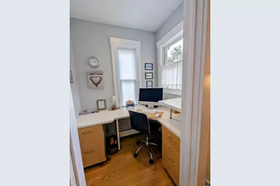 7 Akin St, Dartmouth, MA 02748 - Photo 16