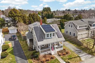 7 Akin St, Dartmouth, MA 02748 - Photo 2