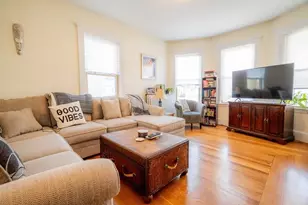 33 Mapleton St, Boston, MA 02135 - Photo 1