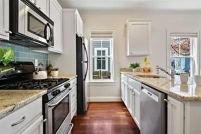 35 Magnolia Ave #2, Cambridge, MA 02138 - Photo 4