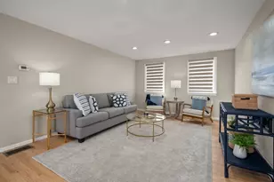 192 Lowell St, Methuen, MA 01844 - Photo 12