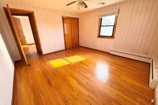 208 West St, Ludlow, MA 01056 - Photo 8