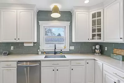 144 Bishop St, Framingham, MA 01702 - Photo 14