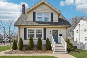 144 Bishop St, Framingham, MA 01702 - Photo 2