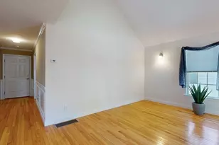 31 Enaya Cir, Worcester, MA 01606 - Photo 12