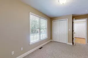 31 Enaya Cir, Worcester, MA 01606 - Photo 16