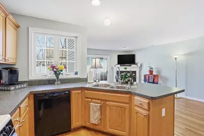 24 Farrwood Pl #24, Haverhill, MA 01835 - Photo 14