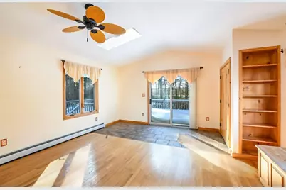 7 Randall Rd, Rochester, MA 02770 - Photo 4