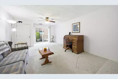 7 Ledgewood Way #8, Peabody, MA 01960 - Photo 12