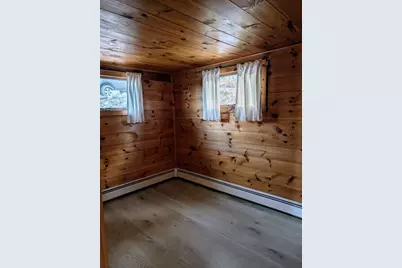 27 Carrier Ln, Sutton, MA 01590 - Photo 8