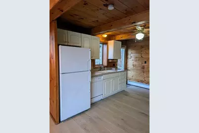 27 Carrier Ln, Sutton, MA 01590 - Photo 8