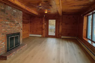 27 Carrier Ln, Sutton, MA 01590 - Photo 2