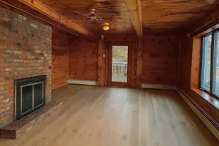 27 Carrier Ln, Sutton, MA 01590 - Photo 2