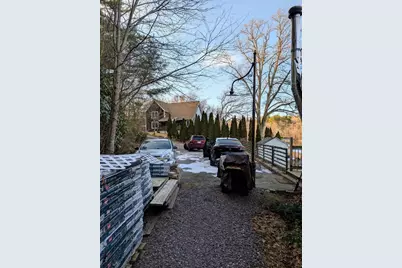 27 Carrier Ln, Sutton, MA 01590 - Photo 22