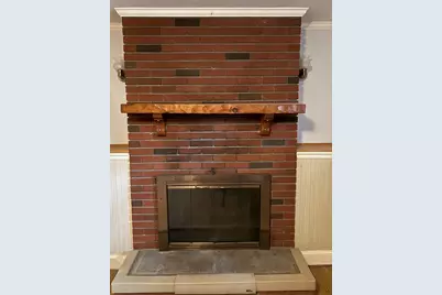 330 Pleasant St, Pembroke, MA 02359 - Photo 14