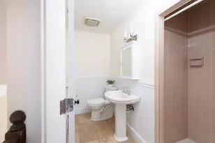 556 Wellesley St, Weston, MA 02493 - Photo 22