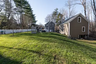 556 Wellesley Street, Weston, MA 02493 - Photo 34