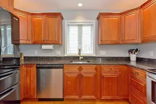 28 Richardson St, Wakefield, MA 01880 - Photo 14