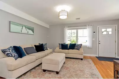 28 Richardson St #1, Wakefield, MA 01880 - Photo 10