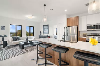 600 Broadway #411, Everett, MA 02149 - Photo 1