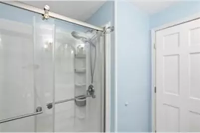 22 Juniper St, Lowell, MA 01852 - Photo 34