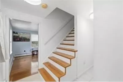 22 Juniper St, Lowell, MA 01852 - Photo 20