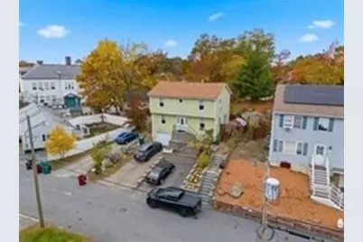22 Juniper St, Lowell, MA 01852 - Photo 2