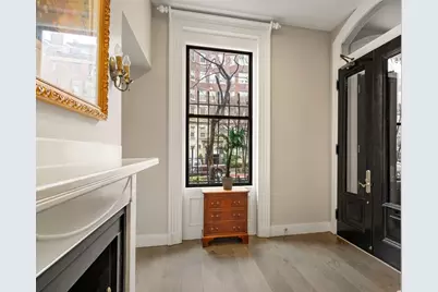 267 Beacon #2, Boston, MA 02116 - Photo 18