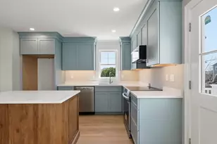 46 Holt Rd, Bourne, MA 02532 - Photo 8
