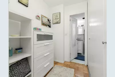 6 Whittier Pl #8P, Boston, MA 02114 - Photo 6
