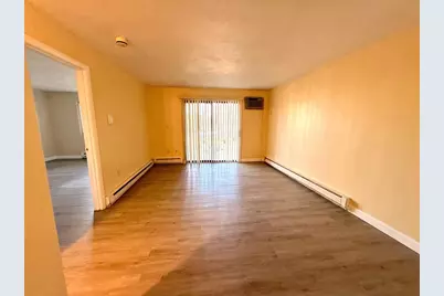 915 Edgell Rd #61, Framingham, MA 01701 - Photo 4