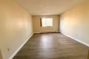 915 Edgell Rd, Framingham, MA 01701 - Photo 6