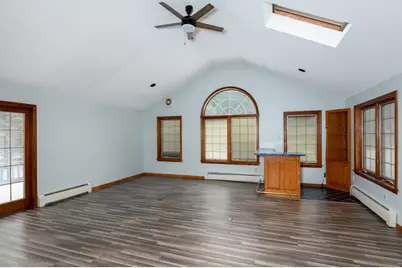 105 Railroad St, Belchertown, MA 01007 - Photo 6