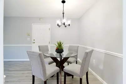 22 Maple Crest Cir #E, Holyoke, MA 01040 - Photo 8